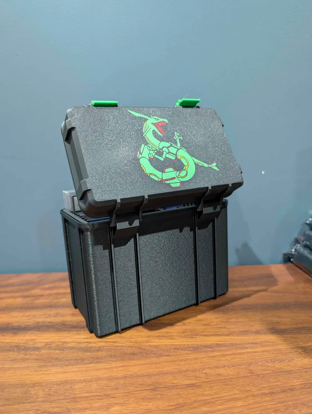 Caja de almacenamiento para tarjetas coleccionables Top Loader (50 tarjetas)