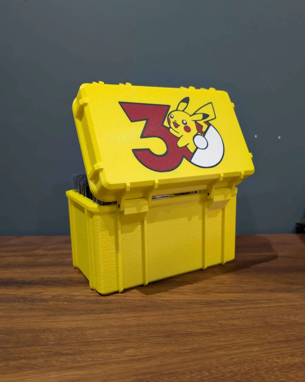 Caja de almacenamiento para tarjetas coleccionables Top Loader (50 tarjetas)